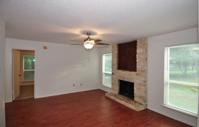 New Carpet! New Vinyl Flooring! New Paint!