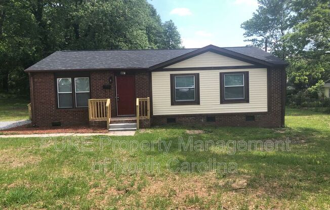 805 HAYWOOD ST