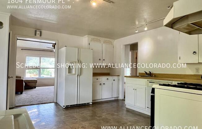 1804 FENMOOR PL