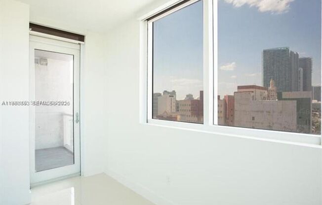 2 beds, 2 baths, 1,474 sqft, $3,950, Unit 244 Biscayne Blvd # 2102