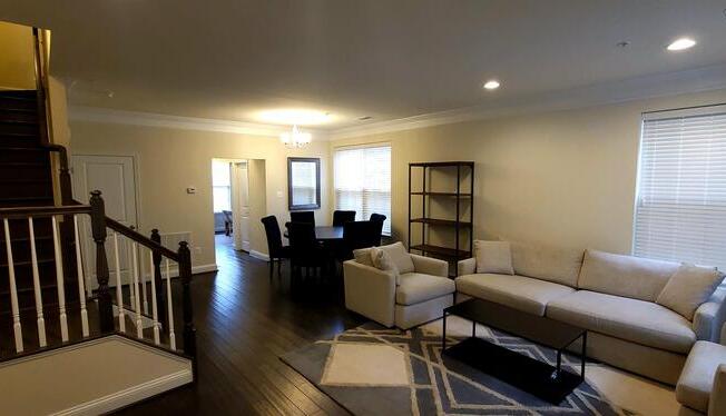 5757 RICHARDS VLY RD