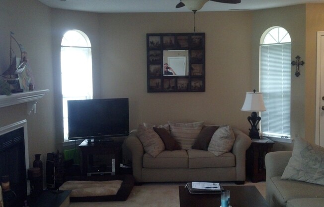 Beautiful 2 Bedrooom Condo