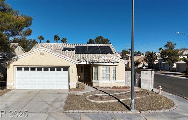 Updated Single Story, 2 Bedroom Home in Desert Shores area