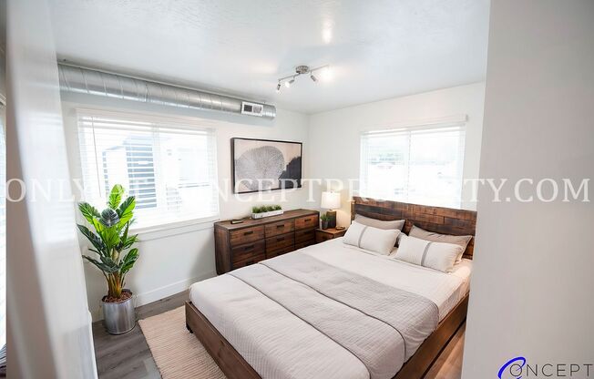3 beds, 2 baths, 1,775 sqft, $2,425, Unit 01