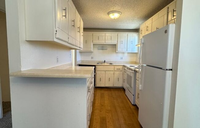 3 beds, 2 baths, 1,034 sqft, $1,875, Unit D-301