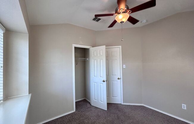 2 beds, 2 baths, $1,735, Unit # 6201