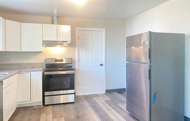 2 beds, 1 bath, $1,500, Unit 2104