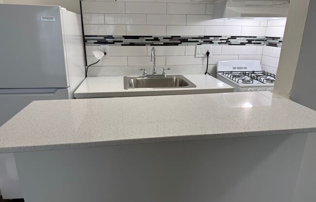 1545/57 Montair Apartments