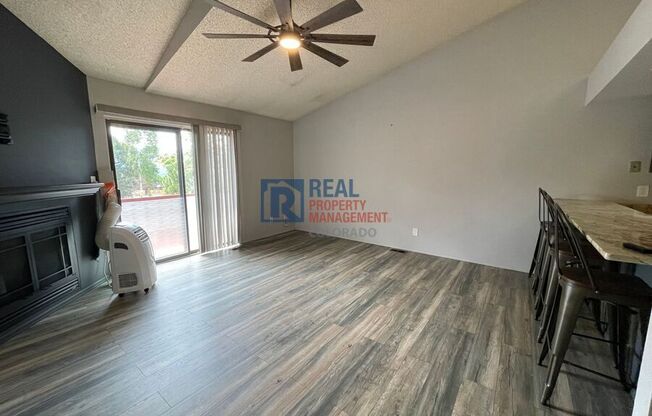 6471 JONATHAN CT