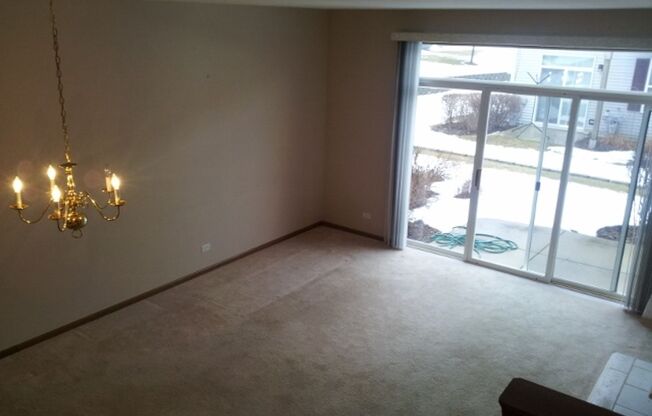 2 beds, 1.5 baths, $1,650