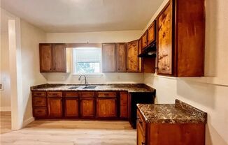 4 beds, 1 bath, $1,300