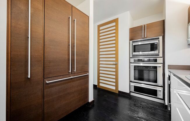 1 bed, 1.5 baths, $5,995, Unit #3902