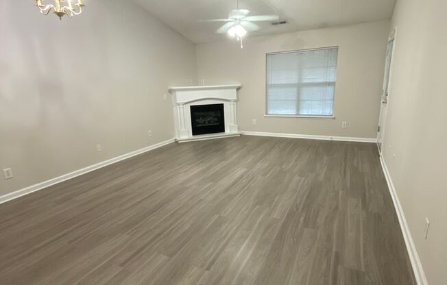 2 beds, 2 baths, 1,131 sqft, $1,425, Unit 2772-6