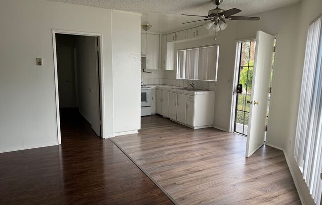 122 - Via Paseo Apartments