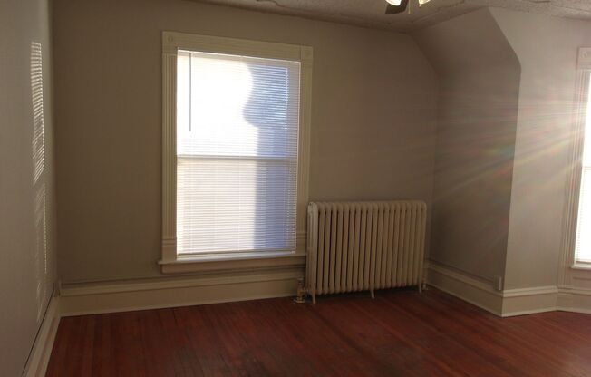 304 East Mulberry Street