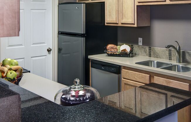 2 beds, 2 baths, 1,142 sqft, $1,400, Unit 31-304