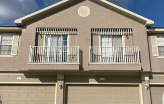 Charming Townhome in Gated Community - Wesley Chapel