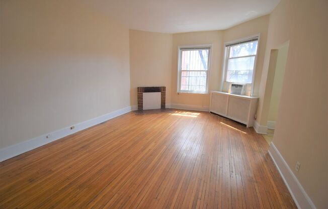 Studio, 1 bath, 450 sqft, $2,046, Unit 2112 O Unit 6