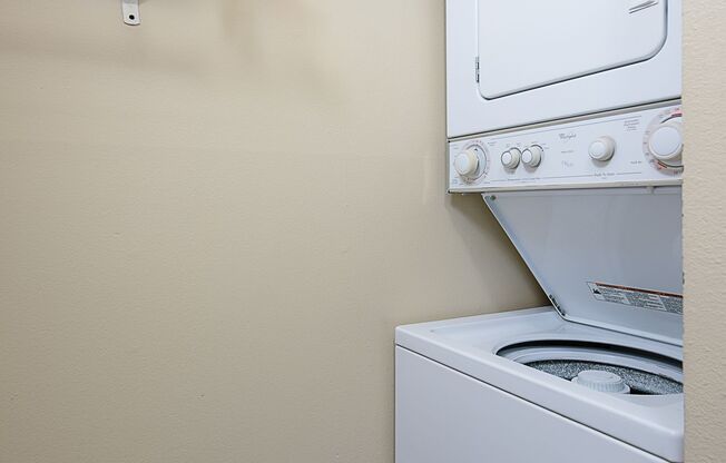 1 bed, 1 bath, 700 sqft, $1,599, Unit 1-103