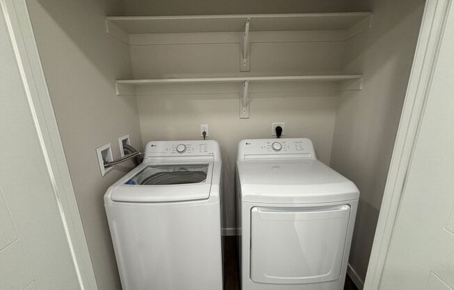 Studio, 1 bath, 660 sqft, $1,495, Unit 424 - S738