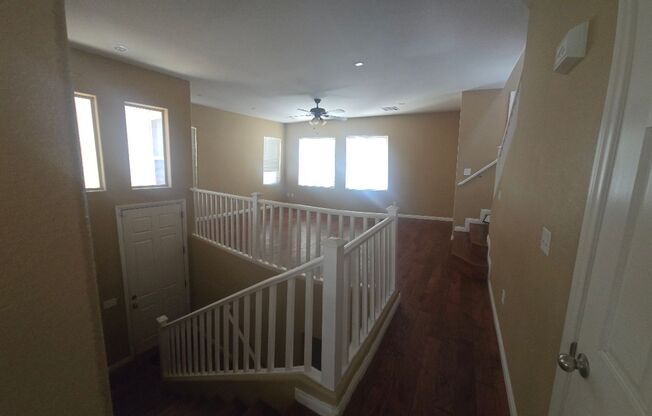 Beautiful 4 Bedroom Home in Mountains Edge