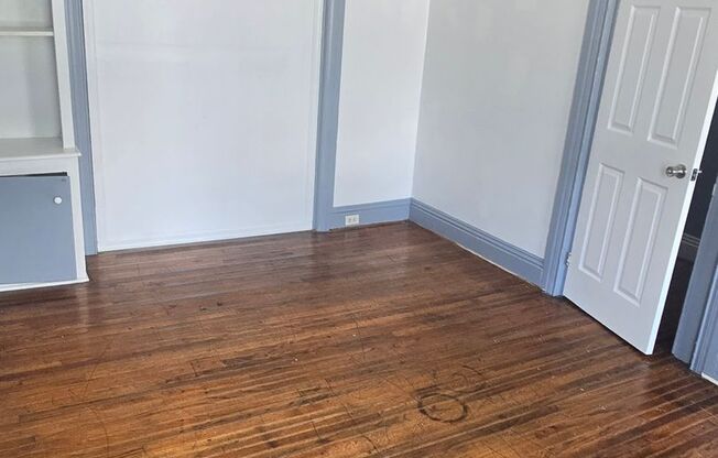 6 Bedroom Townhome Approved Off-Campus Housing for York College