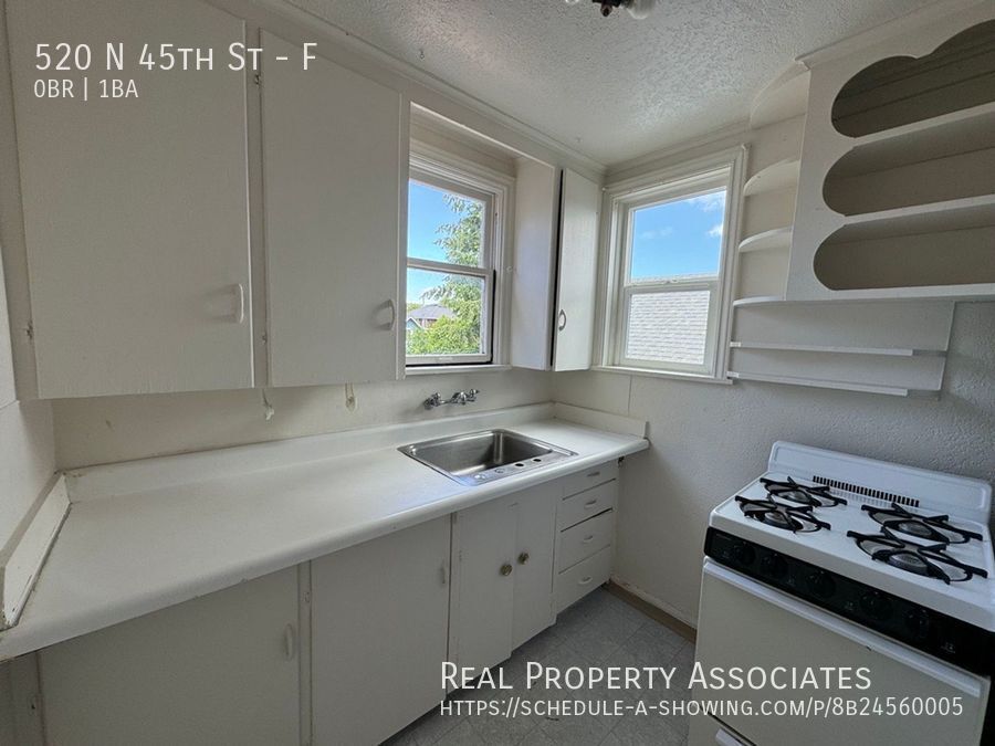 520 N 45 ST