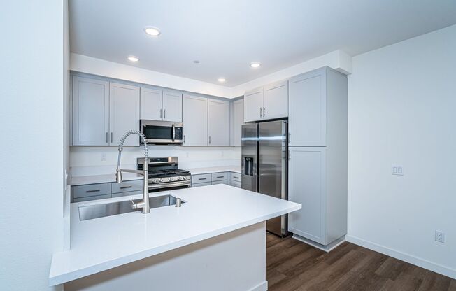 1 bed, 1 bath, 680 sqft, $2,595, Unit #207