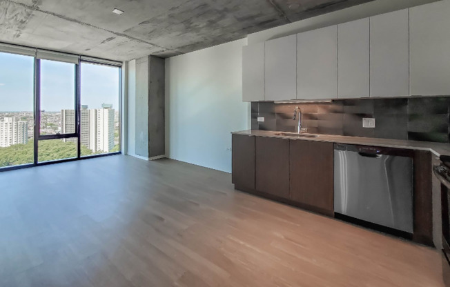 2113 S WABASH AVE