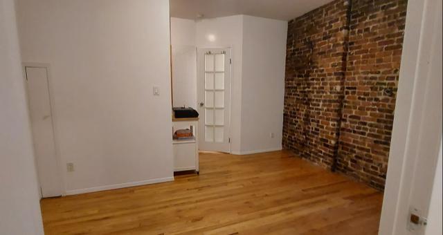 1 bed, 1 bath, $3,250, Unit 15