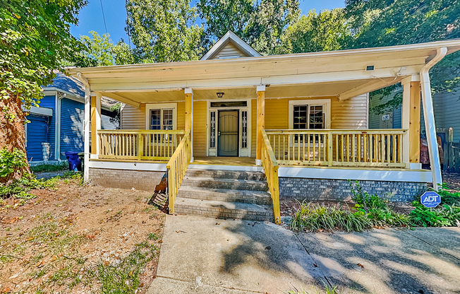 735 DILL AVE SW