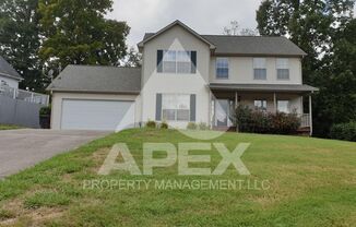 4 beds, 2.5 baths, $2,400