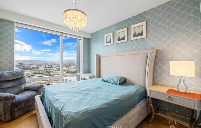 2 beds, 2 baths, 1,309 sqft, $7,000, Unit 4111