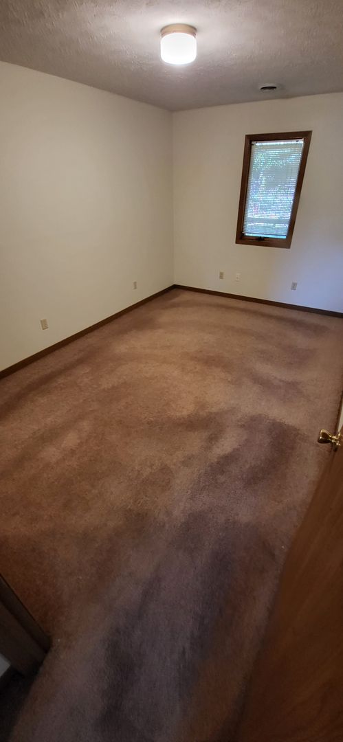 2 beds, 1 bath, 720 sqft, $955, Unit 1249-16