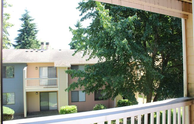 2 beds, 1.5 baths, 920 sqft, $2,075, Unit N203