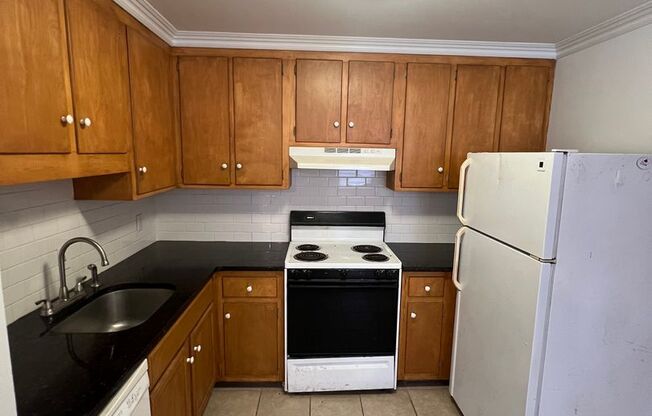 1 bed, 1 bath, $1,295, Unit Apt. 22