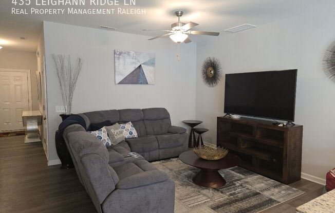 435 LEIGHANN RDG LN