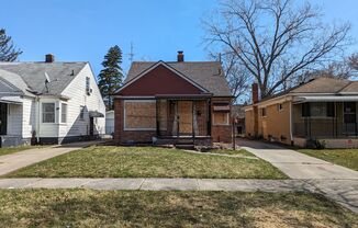 18040 Teppert 3bed/1.5 bath with garage and nice back yard located in Van Steuban