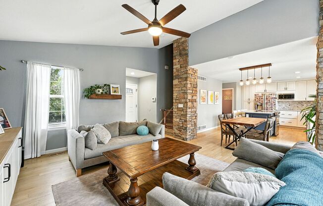 Great location near Light Rail N-Line