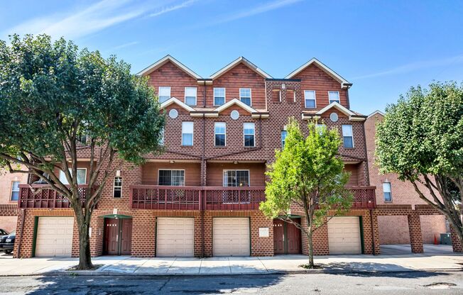 2 beds, 2 baths, 900 sqft, $1,510, Unit 1