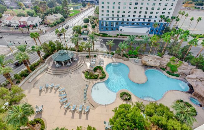 1 bed, 1.5 baths, $1,900, Unit # 804