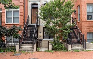 1230 4 ST NW