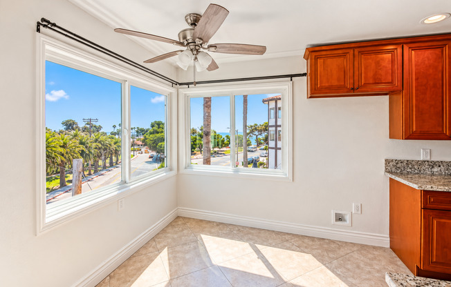 3 beds, 3 baths, 2,100 sqft, $3,750, Unit 3709