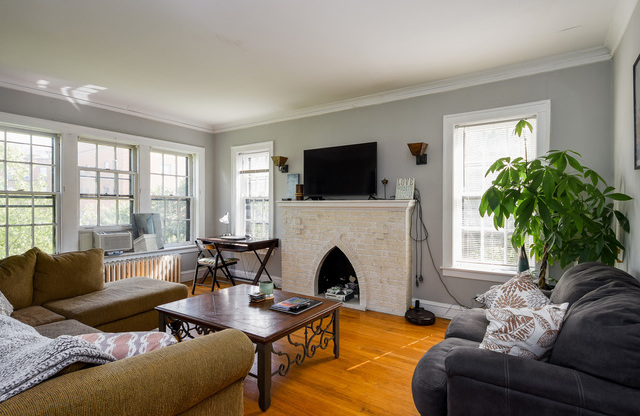 410 RDG AVE