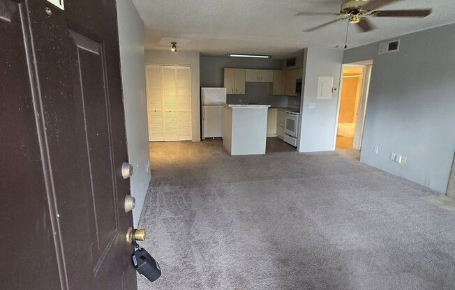 1 bed, 1 bath, $1,300