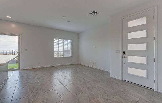 3 beds, 3 baths, $2,710