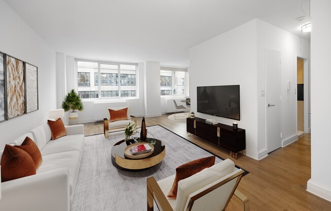 2 beds, 2 baths, $9,300, Unit 14D