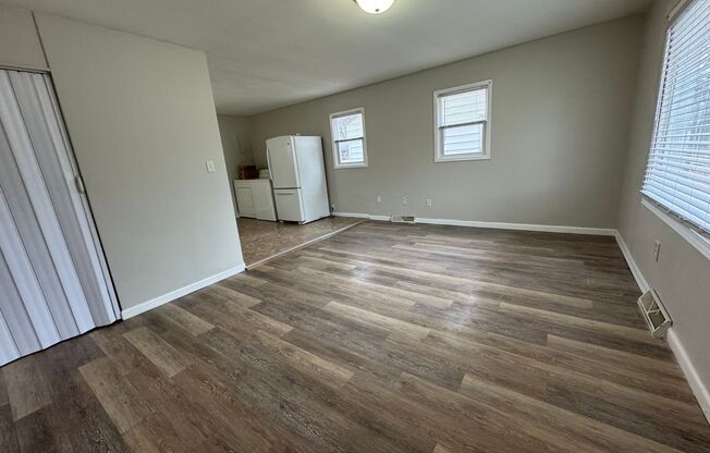 3 beds, 1 bath, $1,250