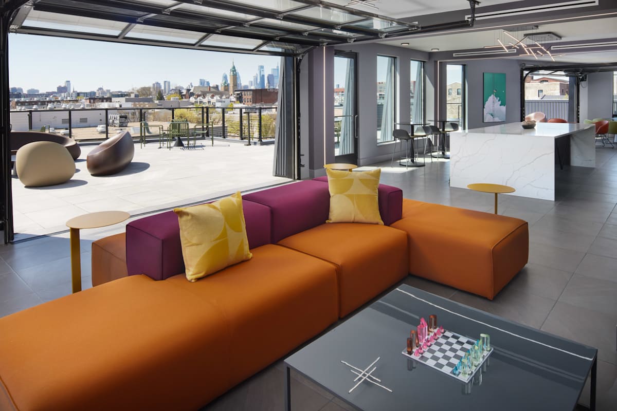 HISTORIC PHILADELPHIA MEETS MODERN LIVING