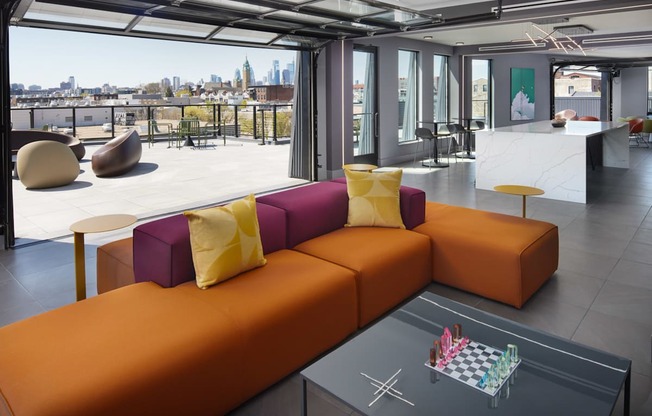 HISTORIC PHILADELPHIA MEETS MODERN LIVING